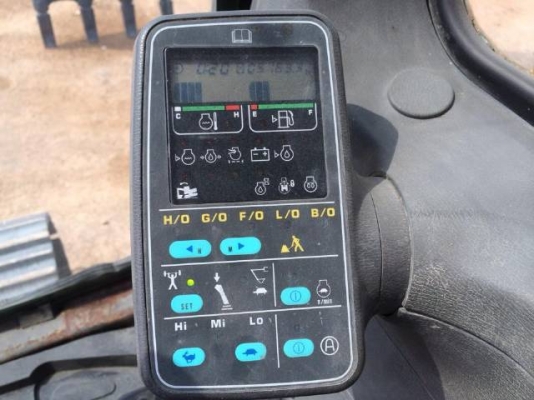 ขายรถแบคโฮ KOMATSU PC130-6 ระบบไฟฟ้าเต็ม รถนอกนำเข้าสภาพสวย สนใจติดต่อ 081-2990958 ขายรถแบคโฮ KOMATSU PC130-6 ระบบไฟฟ้าเต็ม รถนอกนำเข้าสภาพสวย สนใจติดต่อ 081-2990958