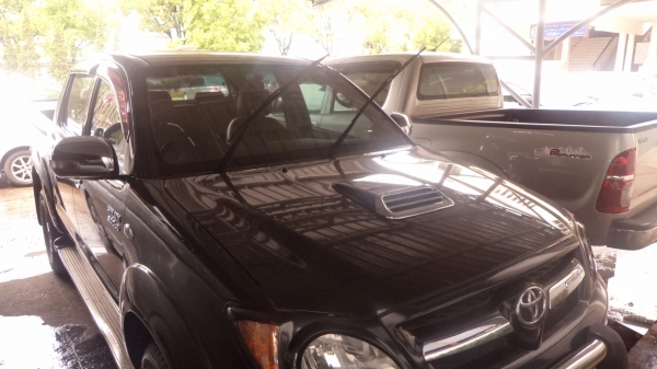 TOYOTA, HILUX VIGO 3.0 E DOUBLE CAB PRERUNNER (ABS) โฉม DOUBLE CAB สีดำ