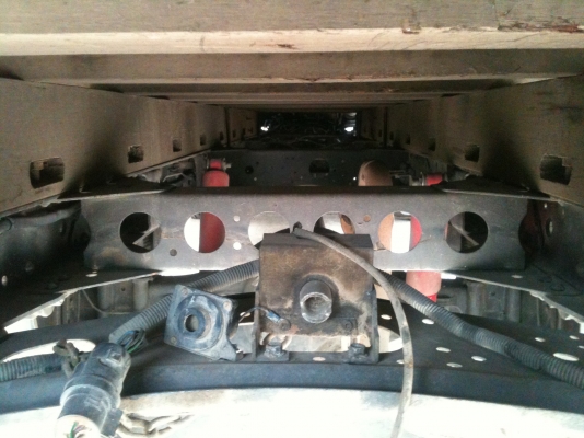 Isuzu. Npr. 71 ly. 130 Isuzu. Npr. 71 ly. 130