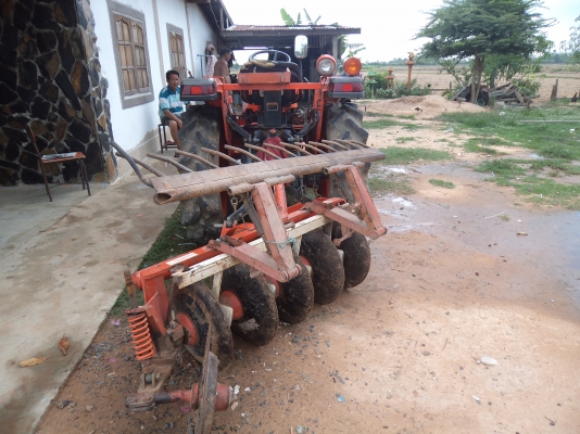 ขาย รถไถคูโบต้า28แรง2เพลาอุปกรครบ สภาพสวยๆพร้อมใช้งานคับ