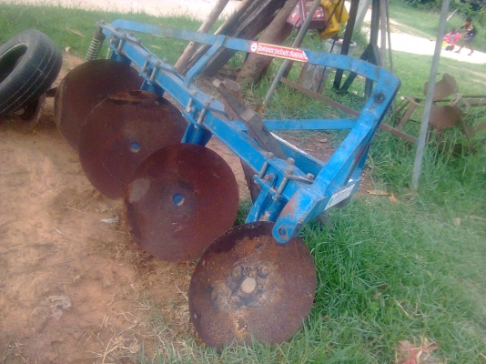 ขายตามสภาพ ผาล4 .ใส่รถ 34 36 45 47 ได้