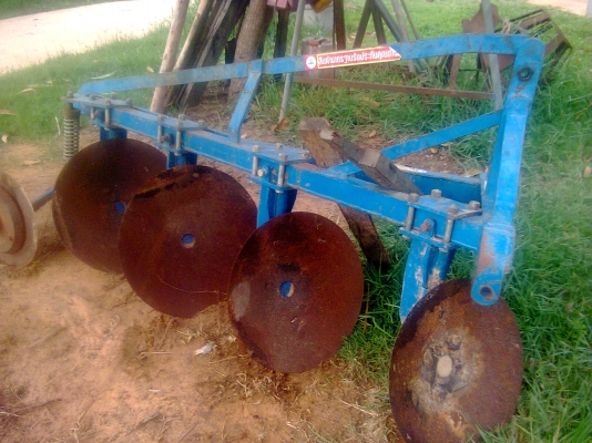 ขายตามสภาพ ผาล4 .ใส่รถ 34 36 45 47 ได้