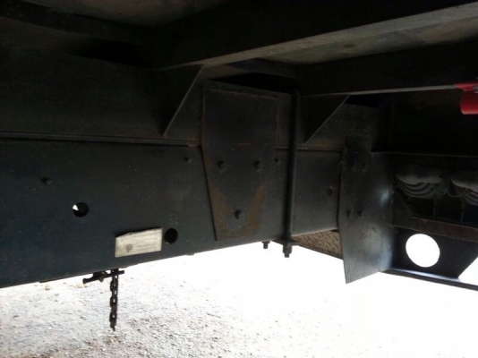 รถฮีโน่ 6 ล้อ ตู้แห้ง 175 แรงม้า ปี 54  สนใจติดต่อ 081 - 6079515