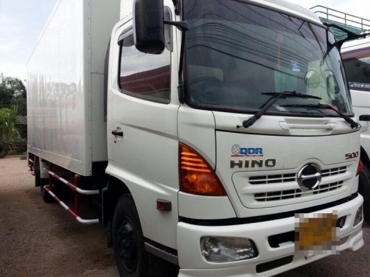 รถฮีโน่ 6 ล้อ ตู้แห้ง 175 แรงม้า ปี 54  สนใจติดต่อ 081 - 6079515