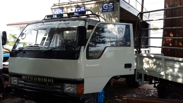 ขาย6ล้อมิตซูมิชิแคนเตอร์ รุ่น FE444 ดครื่อง4D31 110แรงม้า เกียร์สั้น ยาว 4.20เมตร มีแอร์ เครื่องดีชัชซีสวย รถห้างแท้ๆ สภาพพร้อมใช้ ขาย6ล้อมิตซูมิชิแคนเตอร์ รุ่น FE444 ดครื่อง4D31 110แรงม้า เกียร์สั้น ยาว 4.20เมตร มีแอร์ เครื่องดีชัชซีสวย รถห้างแท้ๆ สภาพพร้อมใช้