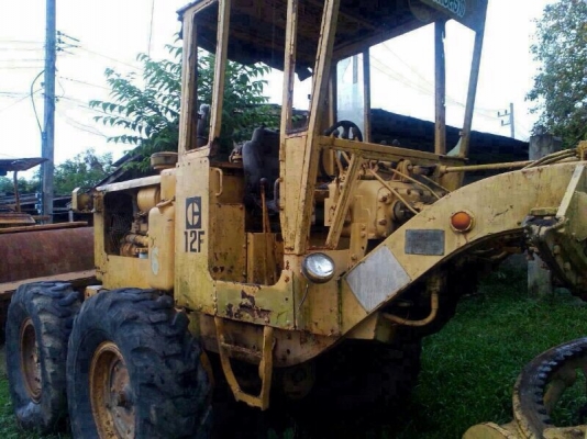 ขาย รถบด CAT เพลาเดียว 10 ตัน. / รถกรีต CAT 12F   ( ขายคู่ )   สนใจติดต่อ 081 - 6079515