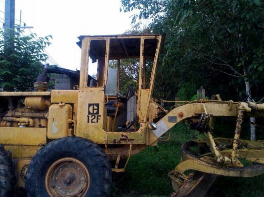 ขาย รถบด CAT เพลาเดียว 10 ตัน. / รถกรีต CAT 12F   ( ขายคู่ )   สนใจติดต่อ 081 - 6079515