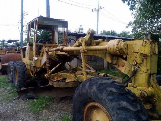 ขาย รถบด CAT เพลาเดียว 10 ตัน. / รถกรีต CAT 12F   ( ขายคู่ )   สนใจติดต่อ 081 - 6079515