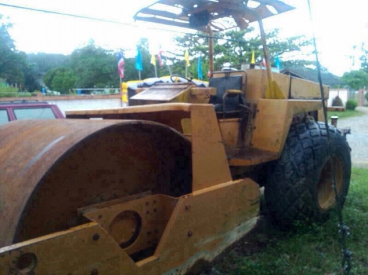 ขาย รถบด CAT เพลาเดียว 10 ตัน. / รถกรีต CAT 12F   ( ขายคู่ )   สนใจติดต่อ 081 - 6079515