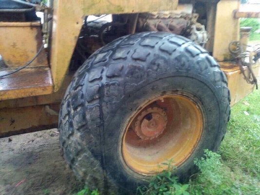 ขาย รถบด CAT เพลาเดียว 10 ตัน. / รถกรีต CAT 12F   ( ขายคู่ )   สนใจติดต่อ 081 - 6079515