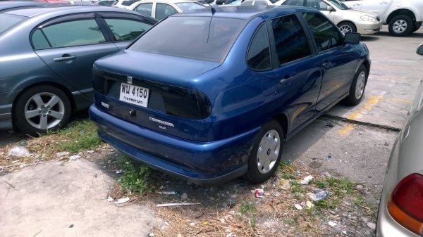 Seat Cordoba ปี 1998 สีน้ำเงิน ขายราคา 80,000 บาท