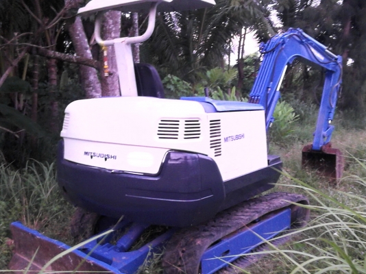 รถแบคโฮ MM35B มีเล่มทะเบียน ไฟแนนซ์ให้ 150,000