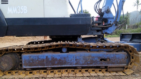 รถแบคโฮ MM35B มีเล่มทะเบียน ไฟแนนซ์ให้ 150,000