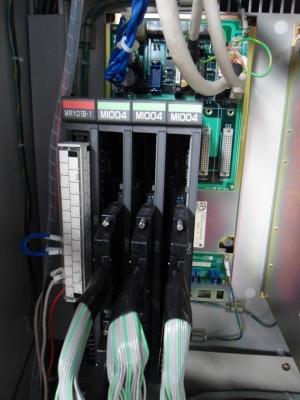 ตู้ control yasnac mrc k10