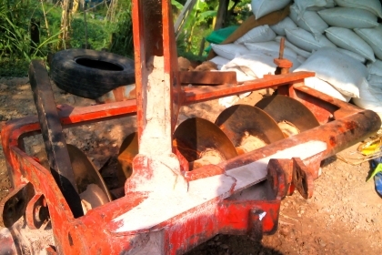 โคลงใหญ่ไถลึก