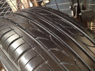 ยาง 15 นิ้ว DUNLOP 185-60-15 ปี 2011 สภาพสวย ตจว ส่งได้ครับ