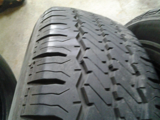 ยาง215/70/16 สภาพดีมากๆ
