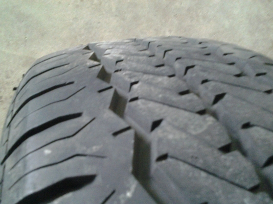 ยาง215/70/16 สภาพดีมากๆ