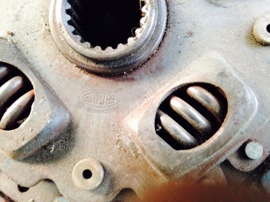 ขายชุดแผ่นคลัช+หวีกดคลัชเครื่อง4e-fe มี4ชุดราคาชุดละ 600