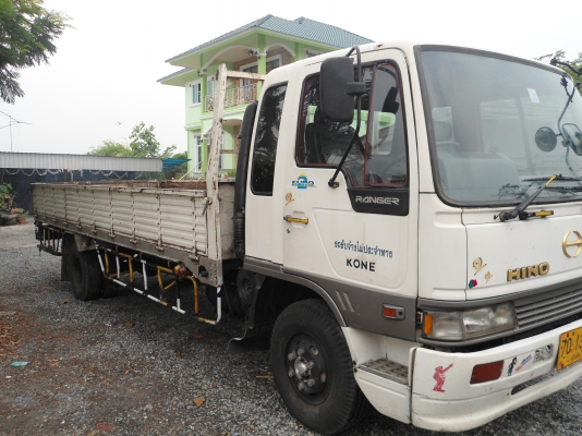 ขายรถ HINO  สิีขาว  ลดเเล้ว 630.000 บาท