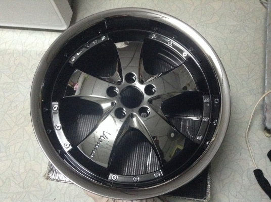 แม็ก valenza ของใหม่ 5 รู 100 ขอบ 17 สี่วง 10900 บาท แม็ก valenza ของใหม่ 5 รู 100 ขอบ 17 สี่วง 10900 บาท