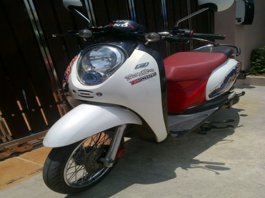 ขายScoopy i หัวฉีด รถบ้านเครื่องเดิมๆ สภาพดี ขายScoopy i หัวฉีด รถบ้านเครื่องเดิมๆ สภาพดี