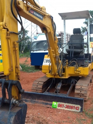 ขายรถแบคโฮ KOMATSU PC30-6