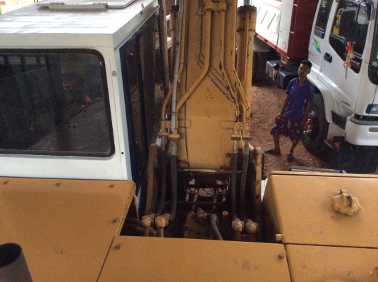 ขายรถแบคโฮ ราคา 480,000บาท