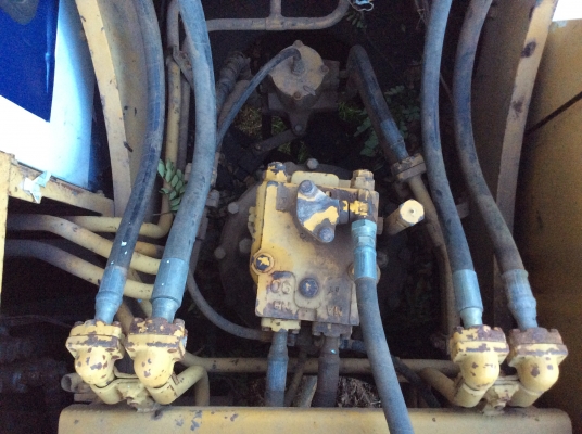 ขายรถแบคโฮ ราคา 480,000บาท