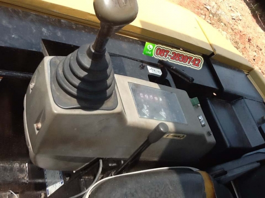 ขายรถแบคโฮ CAT 320R ติดไลห์สําหรับหัวกระแทก