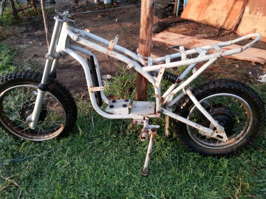 ขายครับ1แถม1วิบาก125ccขร่ีมันส์สตราทมือไฟออกครบขาย15900ครับสนใจ0853647170 ขายครับ1แถม1วิบาก125ccขร่ีมันส์สตราทมือไฟออกครบขาย15900ครับสนใจ0853647170