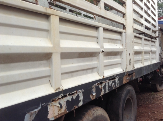 ขาย 10 ล้อ เพลาเดียวกระบะเหล็ก FUSO FN517M-A เครื่อง 6D16 195 แรงม้า คัสซีสวยตลอดเส้น เบรคทิฟฟี่ เก๋งสวยไม่ผุ มีชุดแอร์ครบ ทะเบียนเต็มพร้อมโอน