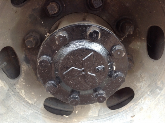 ขาย 10 ล้อ เพลาเดียวกระบะเหล็ก FUSO FN517M-A เครื่อง 6D16 195 แรงม้า คัสซีสวยตลอดเส้น เบรคทิฟฟี่ เก๋งสวยไม่ผุ มีชุดแอร์ครบ ทะเบียนเต็มพร้อมโอน