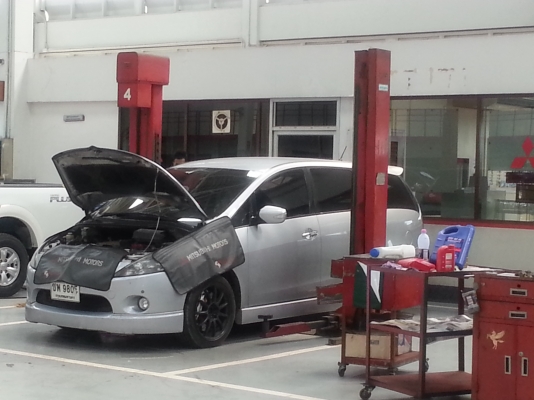 ขายลิฟท์ยกรถ 2.5 ตัน ถูกๆยังใช้งานอยู่(หยุดขายชั่วคราวครับ) ขายลิฟท์ยกรถ 2.5 ตัน ถูกๆยังใช้งานอยู่(หยุดขายชั่วคราวครับ)