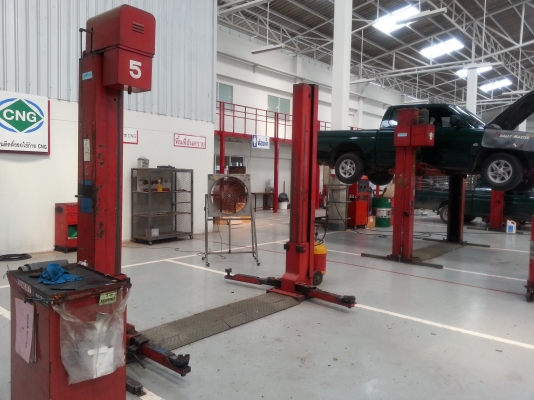 ขายลิฟท์ยกรถ 2.5 ตัน ถูกๆยังใช้งานอยู่(หยุดขายชั่วคราวครับ) ขายลิฟท์ยกรถ 2.5 ตัน ถูกๆยังใช้งานอยู่(หยุดขายชั่วคราวครับ)