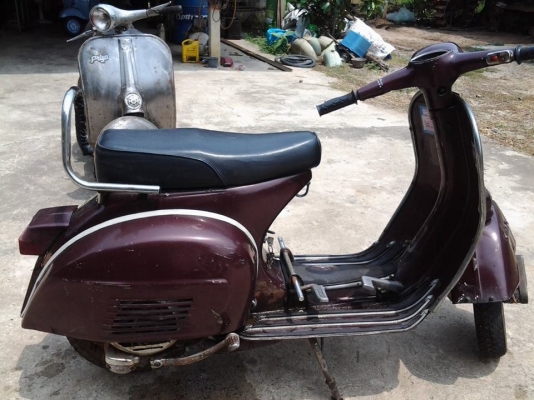 ขาย vespa sprint P หัวเหลียม อิตารี ราคา29,900 บาทครับ เครื่องทำใหม่ครับ สวยๆ สนใจ 0826336557 โป้งครับ รับเทรินทุกรุ่นครับ