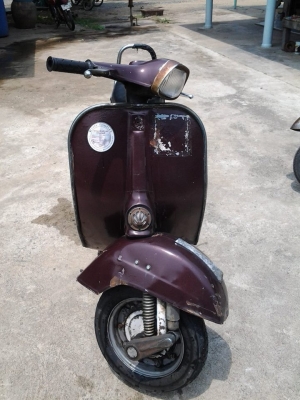 ขาย vespa sprint P หัวเหลียม อิตารี ราคา29,900 บาทครับ เครื่องทำใหม่ครับ สวยๆ สนใจ 0826336557 โป้งครับ รับเทรินทุกรุ่นครับ