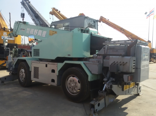 รถเครน 8 ตันนำเข้าจากญี่ปุ่นซื้อสดและจัดไฟแนนซ์