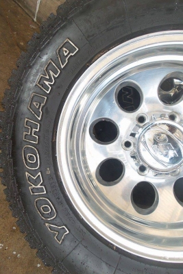 **คุณมานพ จ.สระแก้วจองแล้ว**หยดน้ำ15x8 ET0 พร้อมยาง YOKOHAMA 235/75/R15 ปี13