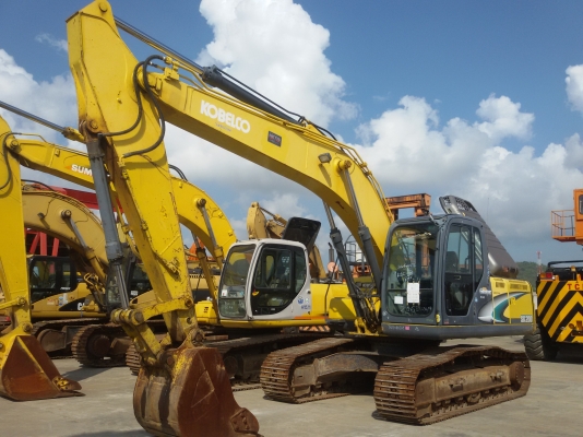 รถแบคโฮนำเข้าจากญี่ปุ่น ซื้อสดและจัดไฟแนนซ์