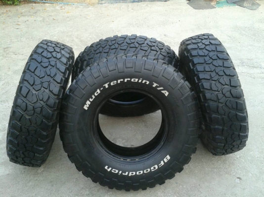 ขาย BF MUD KM2  255/85R16 สวยๆ