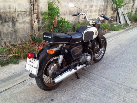 ขายc92 เดิมๆแห้งๆ สตาทร์มือ ทะเบียนเต็มพร้อมโอนให้ แท้ทั้งคัน สวยๆสภาพนี้หายากครับ ขาย 69000 0811160919