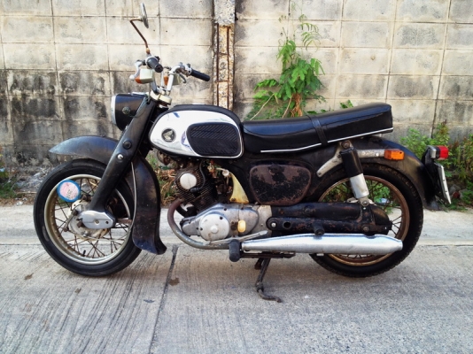 ขายc92 เดิมๆแห้งๆ สตาทร์มือ ทะเบียนเต็มพร้อมโอนให้ แท้ทั้งคัน สวยๆสภาพนี้หายากครับ ขาย 69000 0811160919