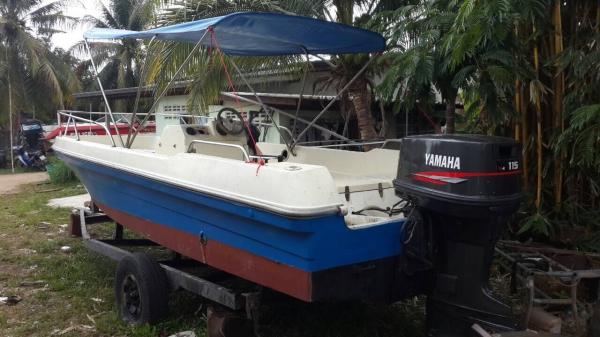 ขายเรือเร็ว และ เครื่องเรือยามาฮ่า 115 แรง ขายเรือเร็ว และ เครื่องเรือยามาฮ่า 115 แรง