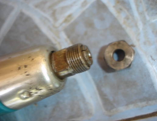 ขายเครื่องเจียรคอยาว Makita รุ่น 906 แกน6mm(240w.)