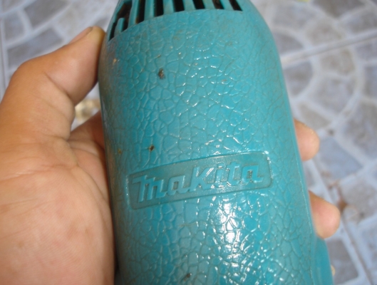 ขายเครื่องเจียรคอยาว Makita รุ่น 906 แกน6mm(240w.)