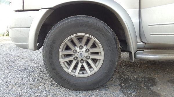 FORD - EVEREST - limited 2.5 AT 4WD