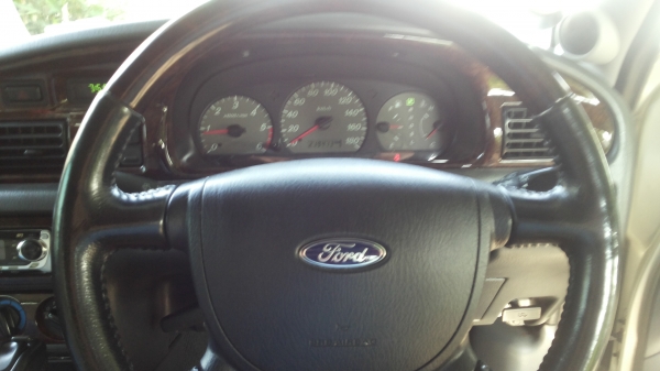 FORD - EVEREST - limited 2.5 AT 4WD