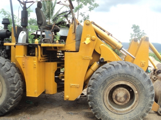 ขายอะไหล่รถตักล้อยางโกเบลโก้LK600