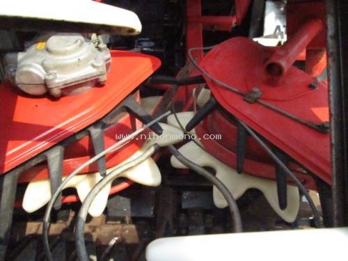 รถเกี่ยวข้าวนั่งขับ!!! รหัสสินค้า : 14001645  ยี่ห้อ : YANMAR รุ่น : CA160